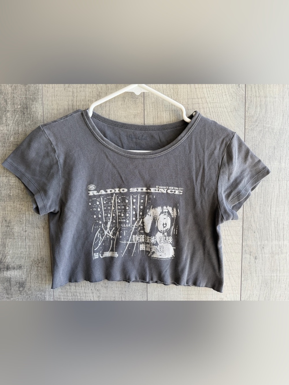 John Galt x‎ Brandy Melville Women's Crop Top Small XS Gray Black Radio Silence